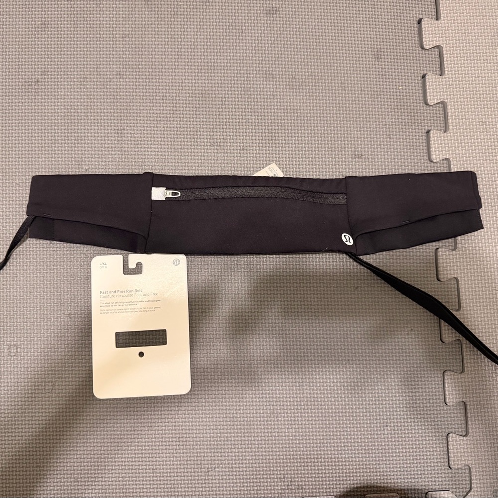 Lululemon Black Fast and Free Running Belt L/XL